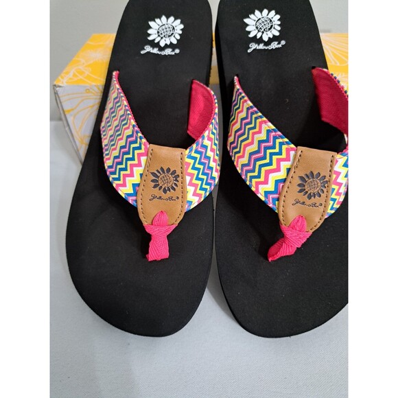 Yellowbox Flip Flops "Paige" Multicolor Chevron Pattern Women's Size 10 M NIB - Picture 4 of 8